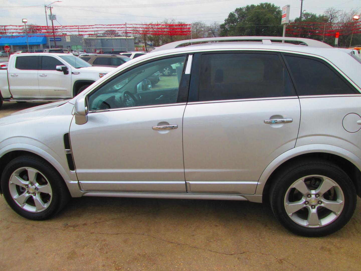 2015 SILVER Chevrolet Captiva Sport (3GNAL3EK1FS) , located at 1815 NE 28th St., Fort Worth, TX, 76106, (817) 625-6251, 32.795582, -97.333069 - Photo#7